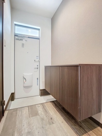 サンメゾン寺家駅北口