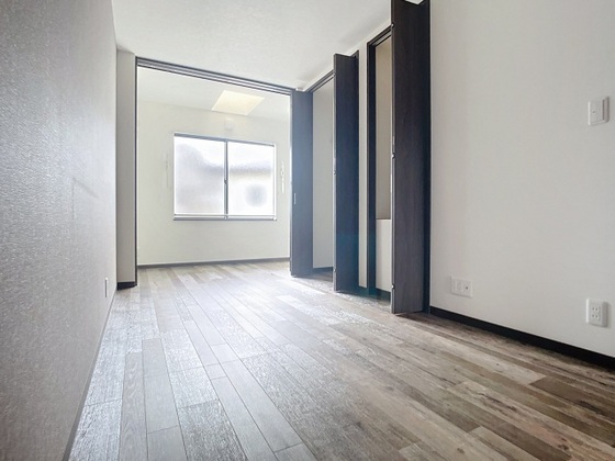 サンメゾン寺家駅北口