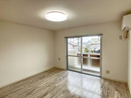 パークウェイ高島