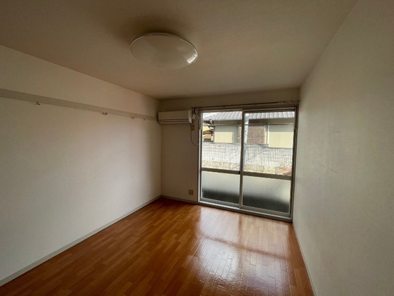 ラフォーレ津高