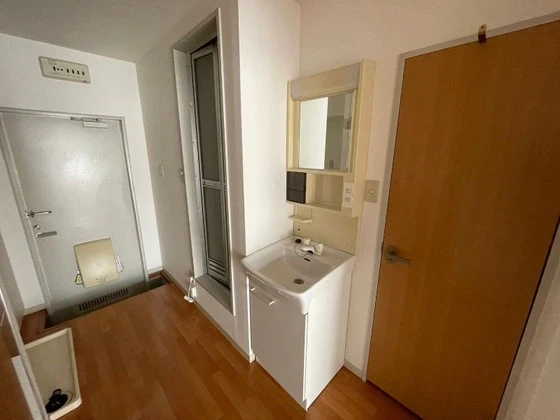 ラフォーレ津高