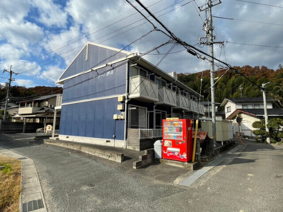 ラフォーレ津高