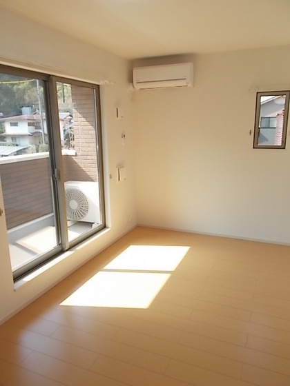 ヴィラ・大砂場A