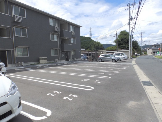 ユナイテッドフィールズ