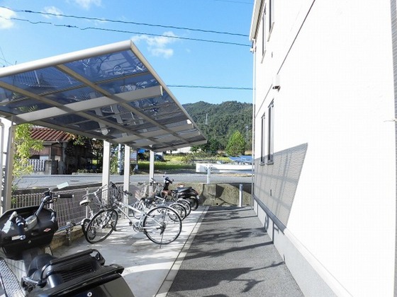 アークパレ B棟