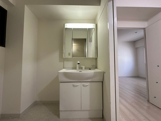 和秀大手町ビル