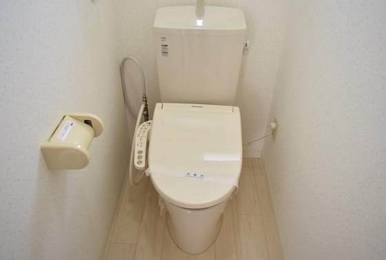 シャンポール中川