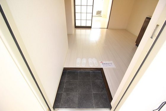 シャンポール中川