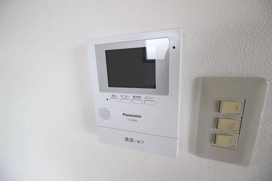 コーポモザン105