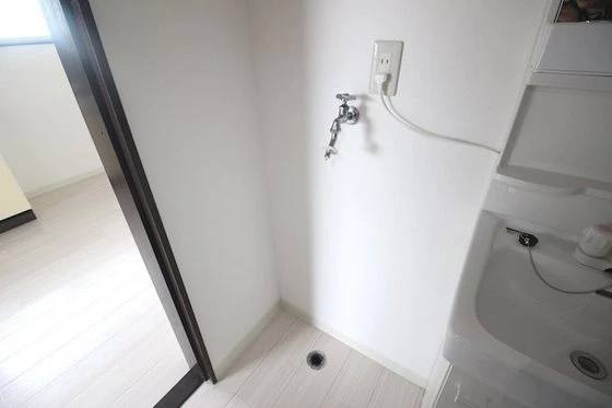 コーポモザン105