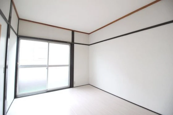 コーポモザン105