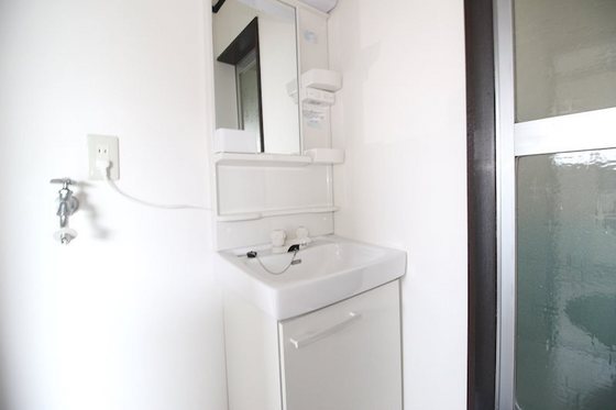 コーポモザン105