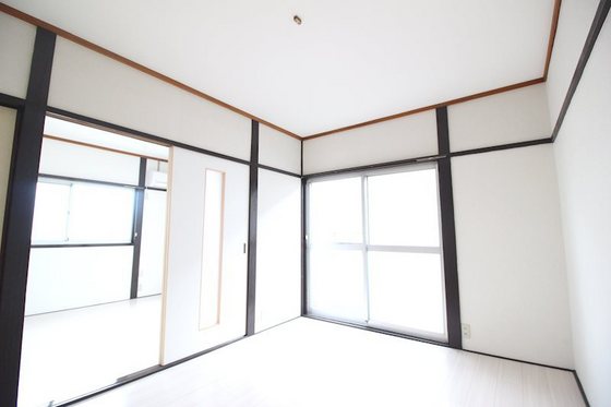 コーポモザン105