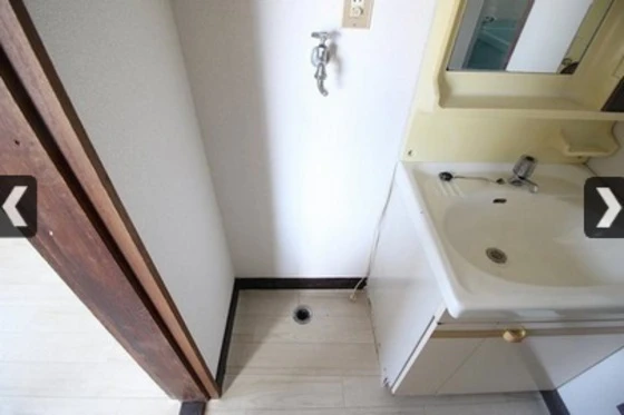 コーポモザン105