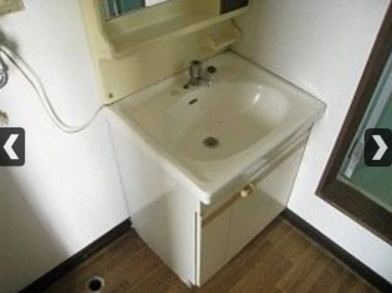 コーポモザン105