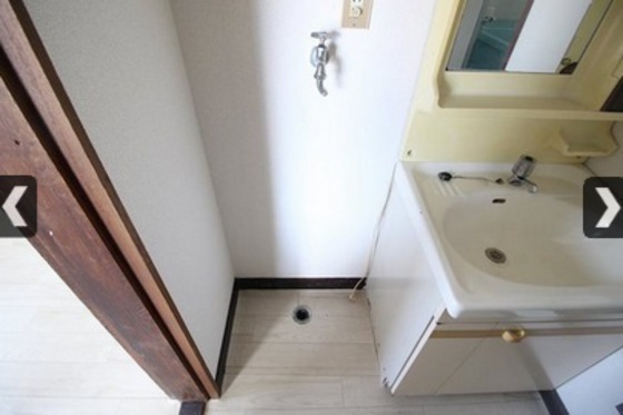 コーポモザン105