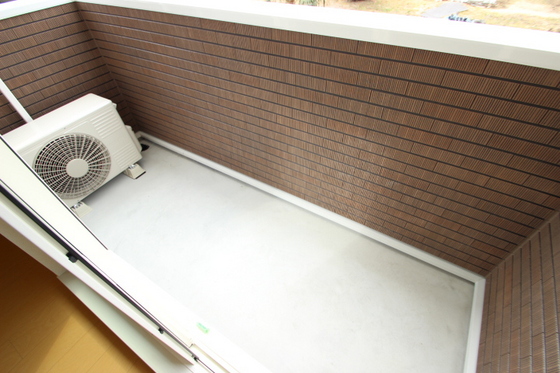 サニーブリーズ物見東 B