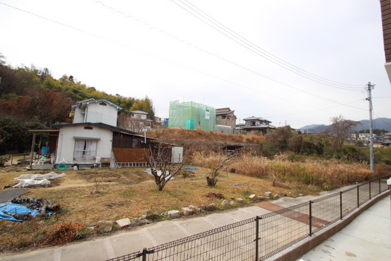 サニーブリーズ物見東 B