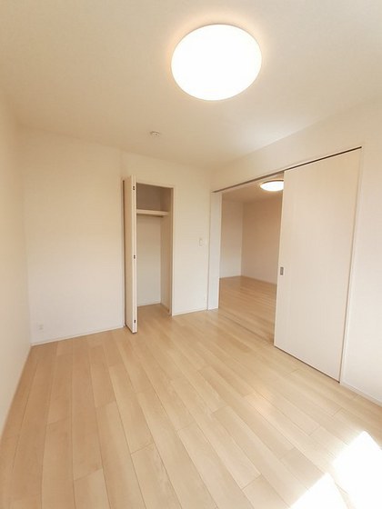 サンシャインヒルズ