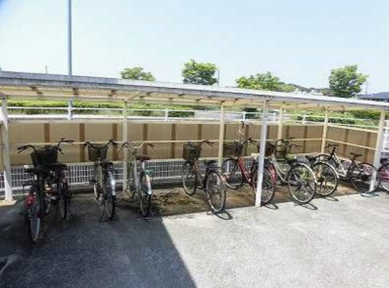 リバティ津高北館 C