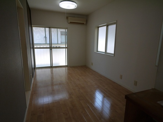 コーポカミカワ