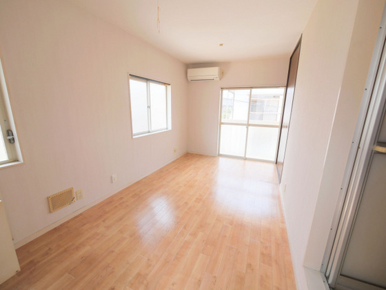 コーポカミカワ