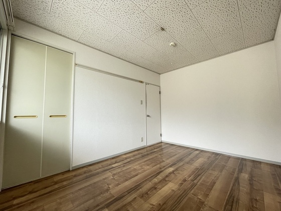 プレジールコスモスA棟