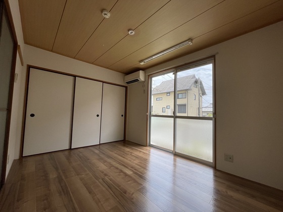 プレジールコスモスA棟