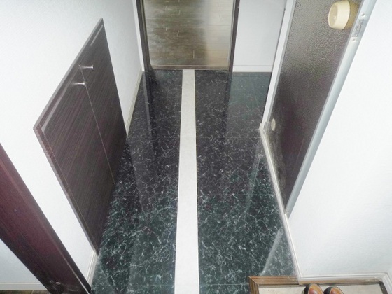 サンライフ泉田 B棟