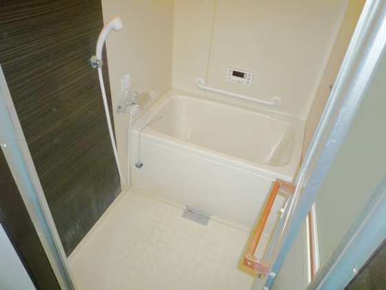 サンライフ泉田 B棟