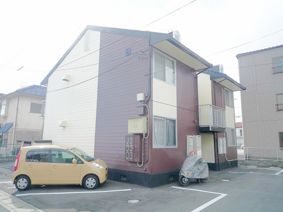 サンライフ泉田 B棟