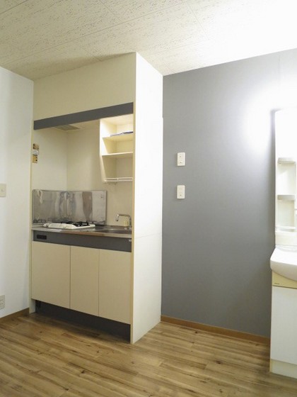 ダンディライオン西市 A