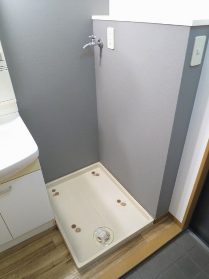 ダンディライオン西市 A