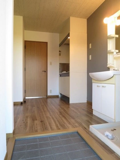 ダンディライオン西市 A