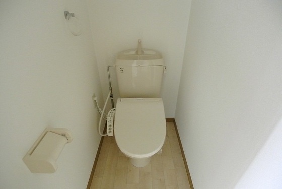 ダンディライオン西市 A