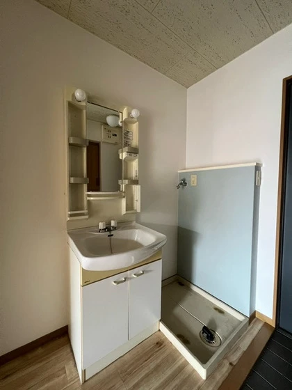 ダンディライオン西市 A