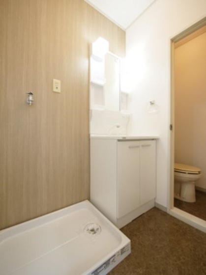 ラディッシュタウン撫川 B