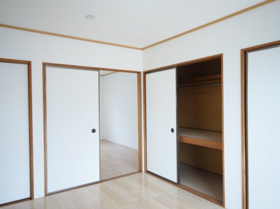 ラディッシュタウン撫川 B