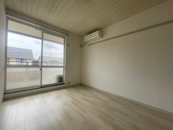 アーバン・ハイツ松新ⅡA棟