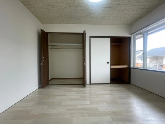 アーバン・ハイツ松新ⅡA棟