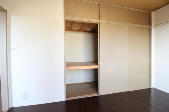 シティパレス西崎PartⅡA棟