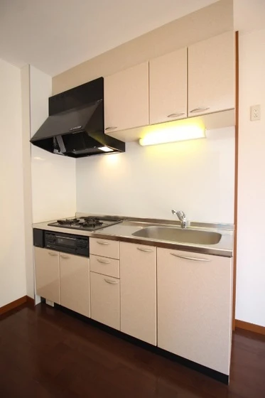 マンション白壁