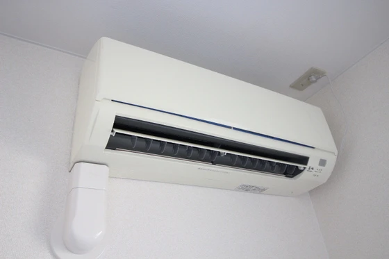 マンション白壁