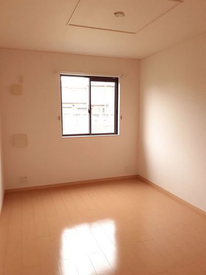 サニーガーデンB