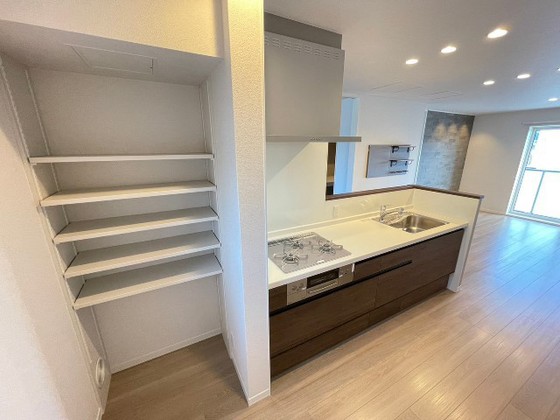 エコルフロント