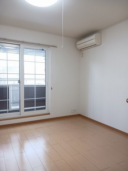 サニーレジデンスF