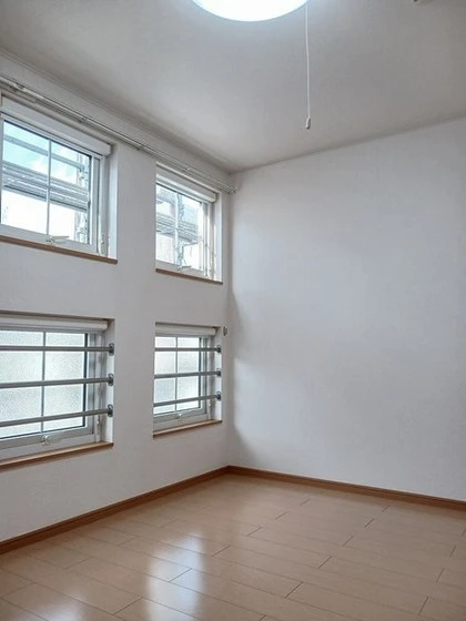 サニーレジデンスF