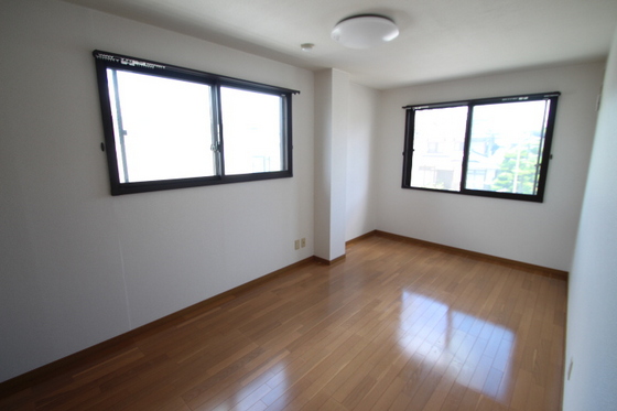 エクセルシティー