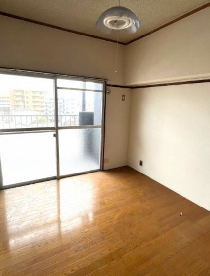 第三国際コーポ