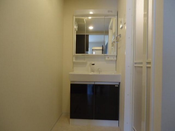 アン・ジュール